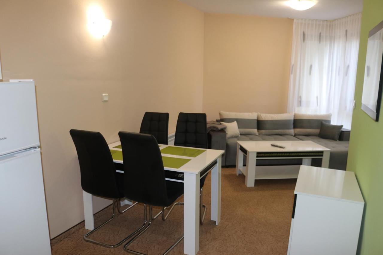Winter Аpartments Gerovi Apartment Pamporovo Ngoại thất bức ảnh