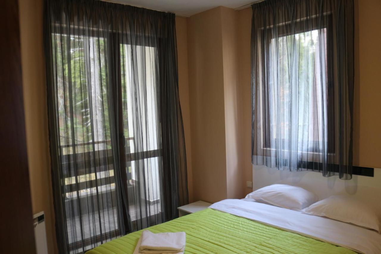 Winter Аpartments Gerovi Apartment Pamporovo Ngoại thất bức ảnh