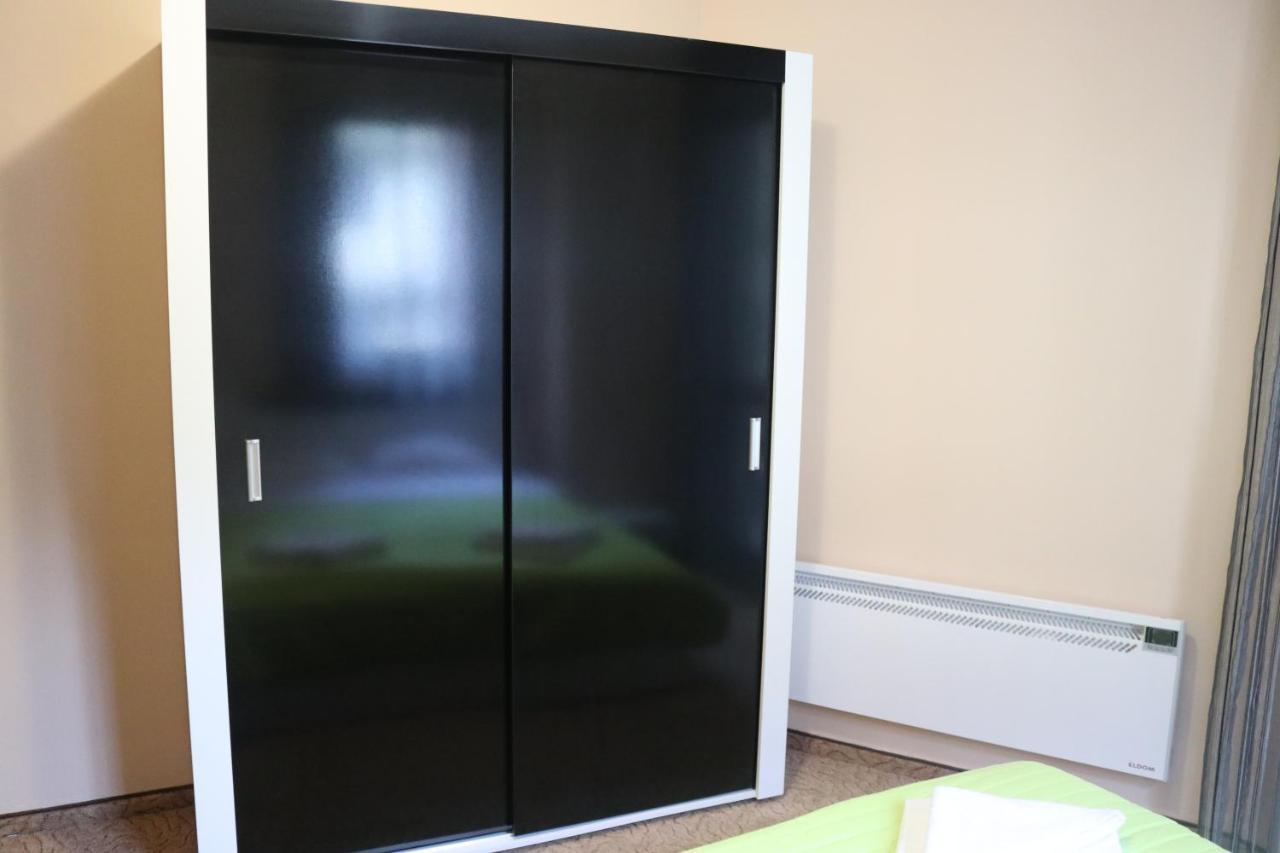 Winter Аpartments Gerovi Apartment Pamporovo Ngoại thất bức ảnh