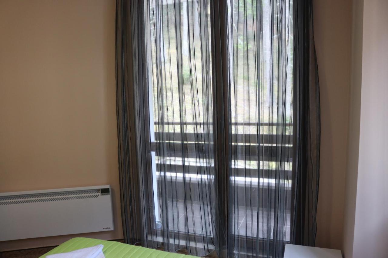 Winter Аpartments Gerovi Apartment Pamporovo Ngoại thất bức ảnh