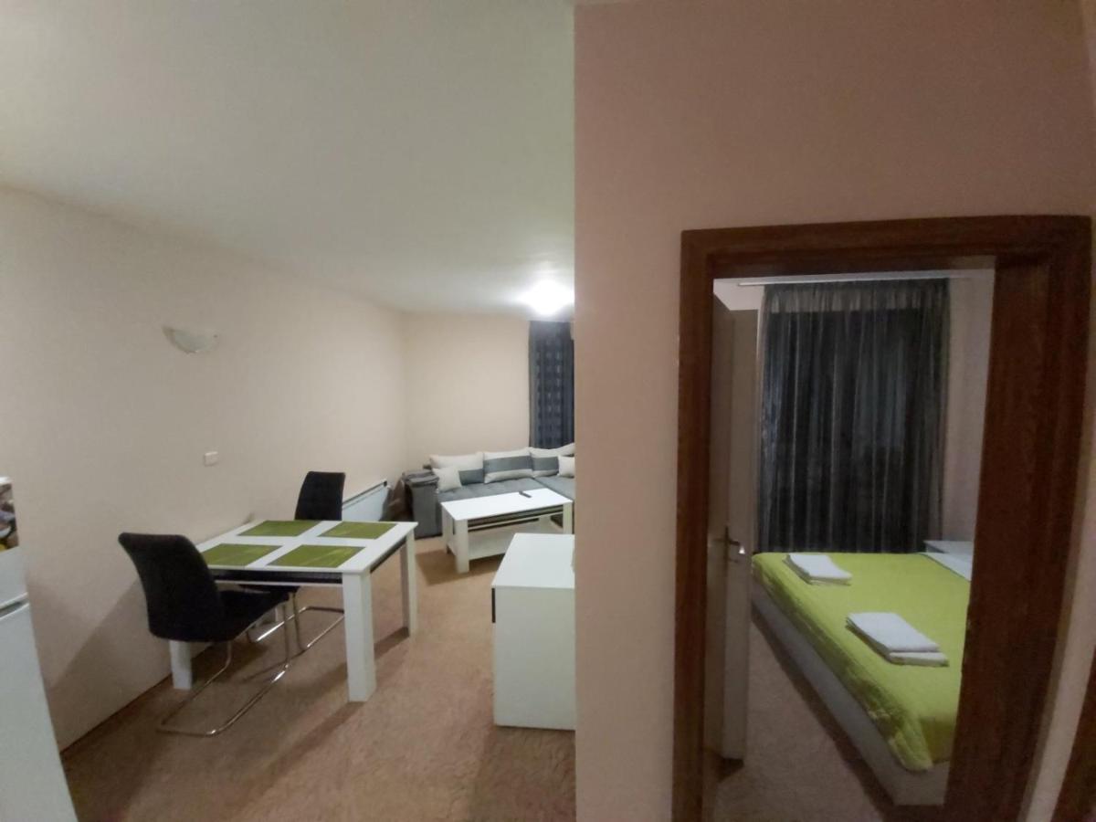 Winter Аpartments Gerovi Apartment Pamporovo Ngoại thất bức ảnh
